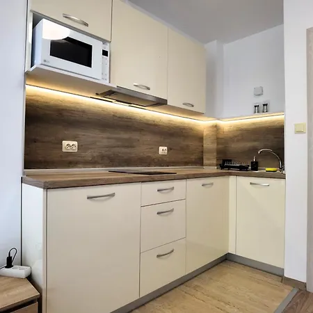 Cabacum Pleasure Beachfront - 50m To And Pool Várna