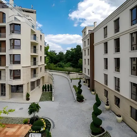 Апартхотел Cabacum Pleasure Beachfront - 50m To And Pool